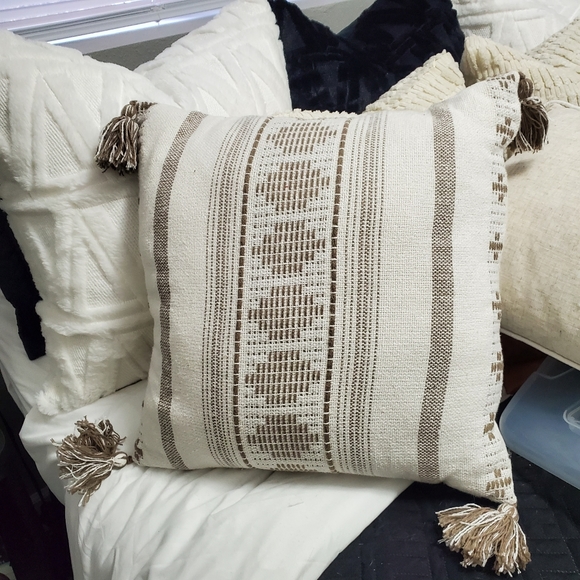 Boho accent pillow - Picture 3 of 16